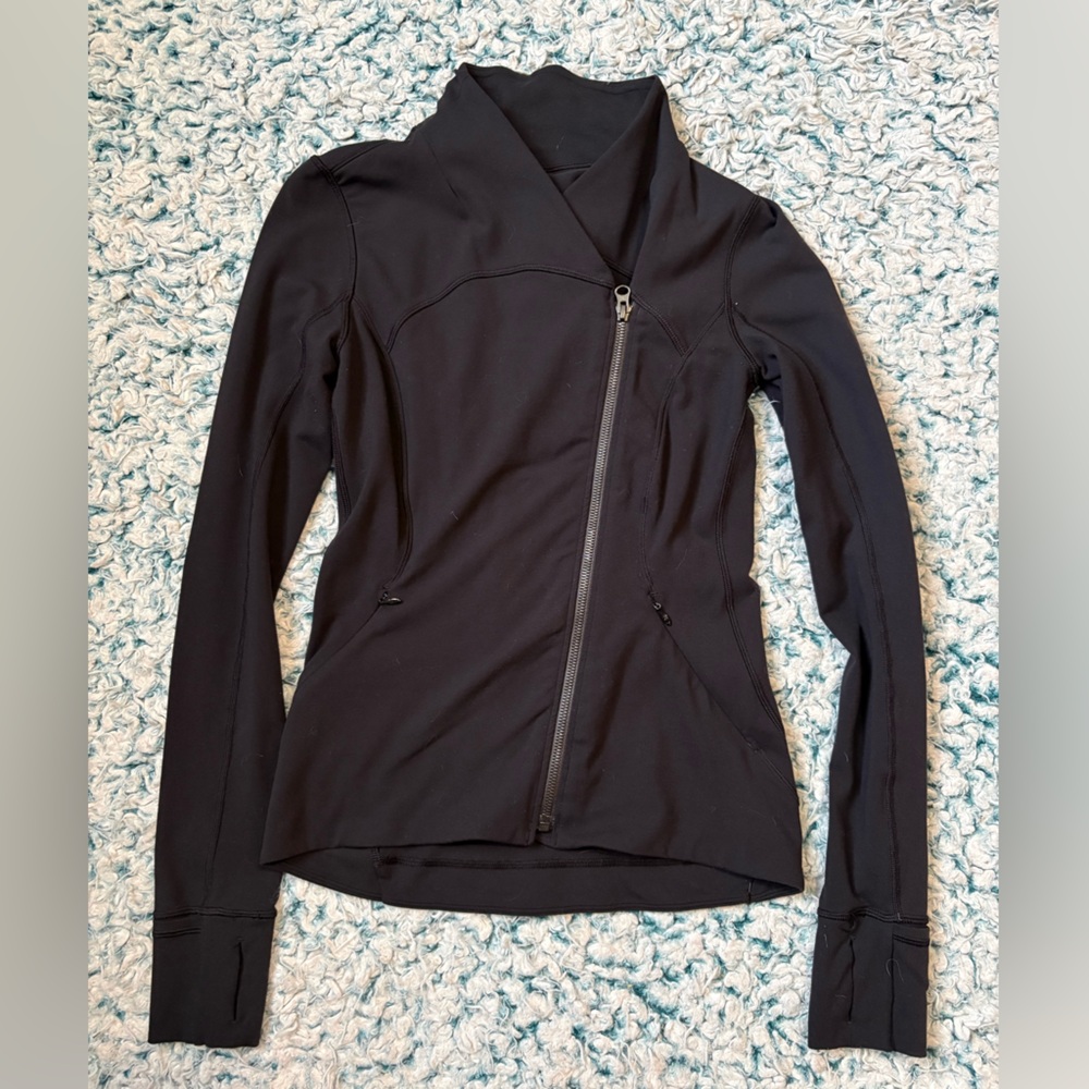 Lulu Lemon zip up (medium)